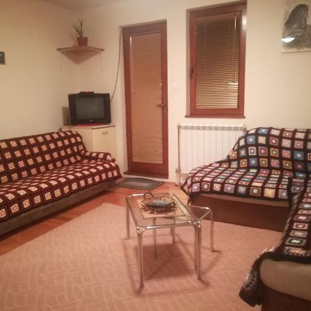 ***Stefani Apartments Kruševo エクステリア 写真