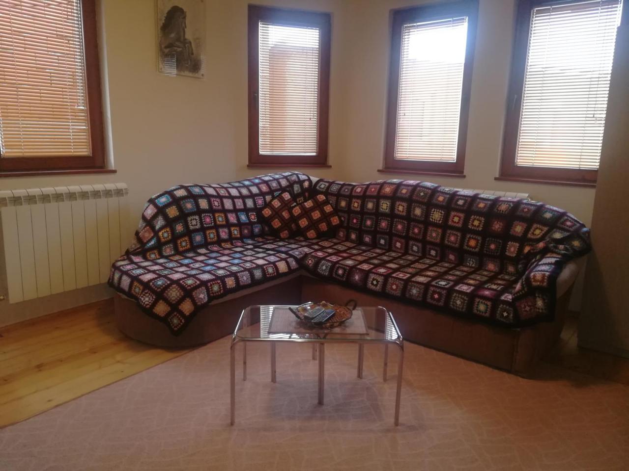 ***Stefani Apartments Kruševo エクステリア 写真