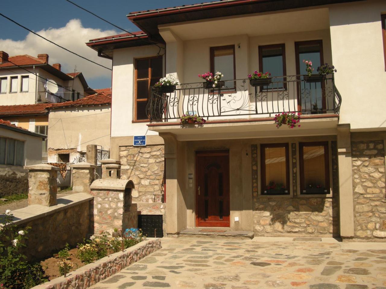 ***Stefani Apartments Kruševo エクステリア 写真
