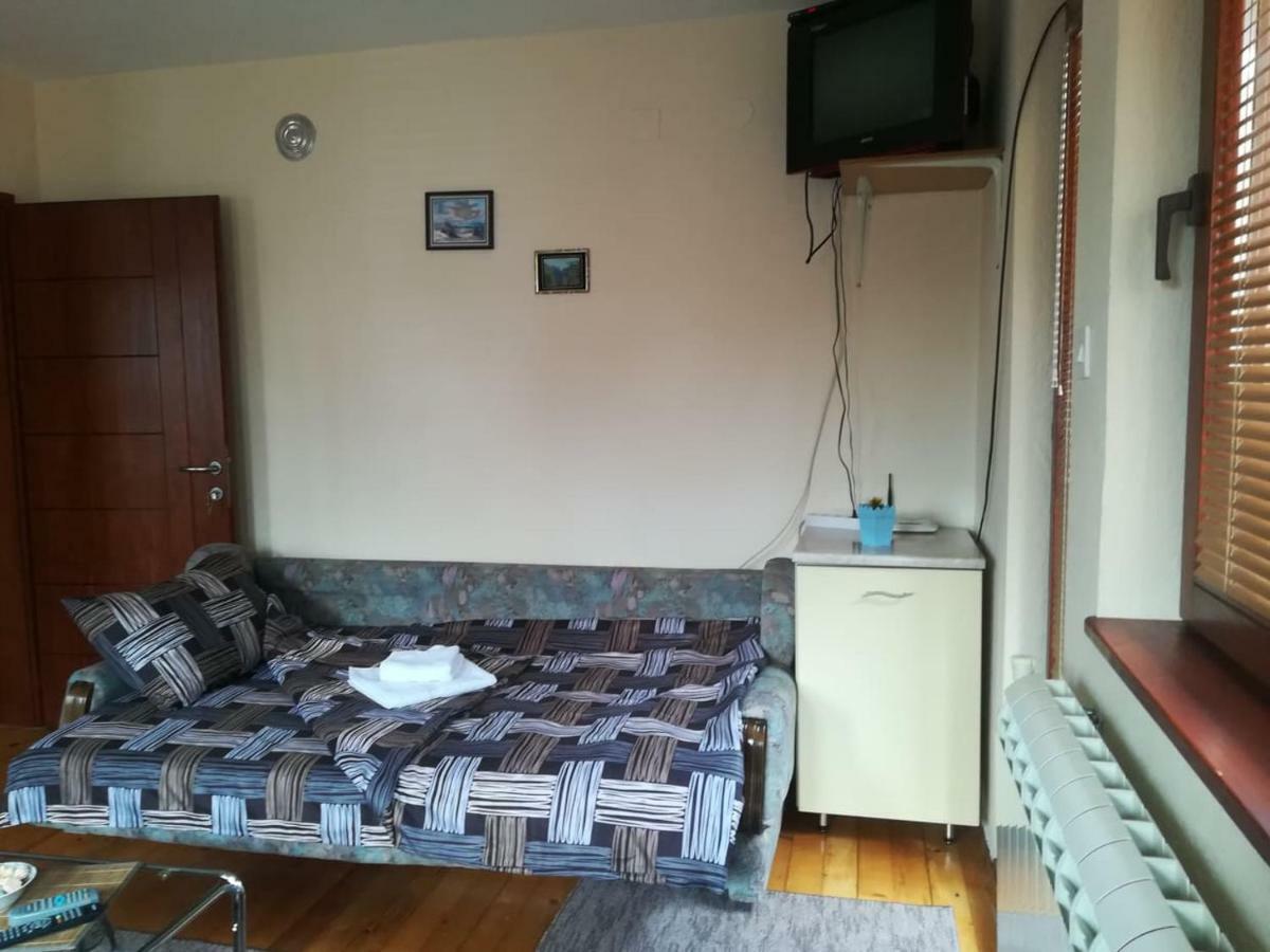 ***Stefani Apartments Kruševo エクステリア 写真