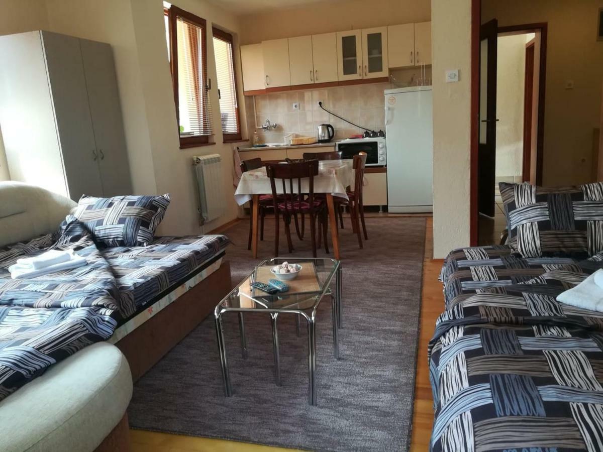 ***Stefani Apartments Kruševo エクステリア 写真