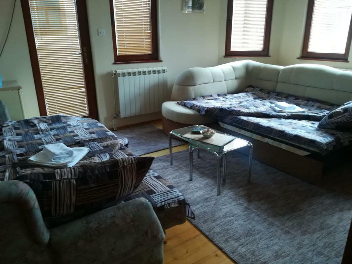 ***Stefani Apartments Kruševo エクステリア 写真