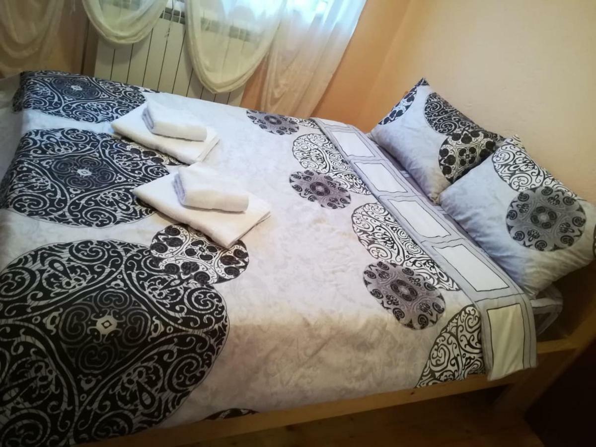 ***Stefani Apartments Kruševo エクステリア 写真