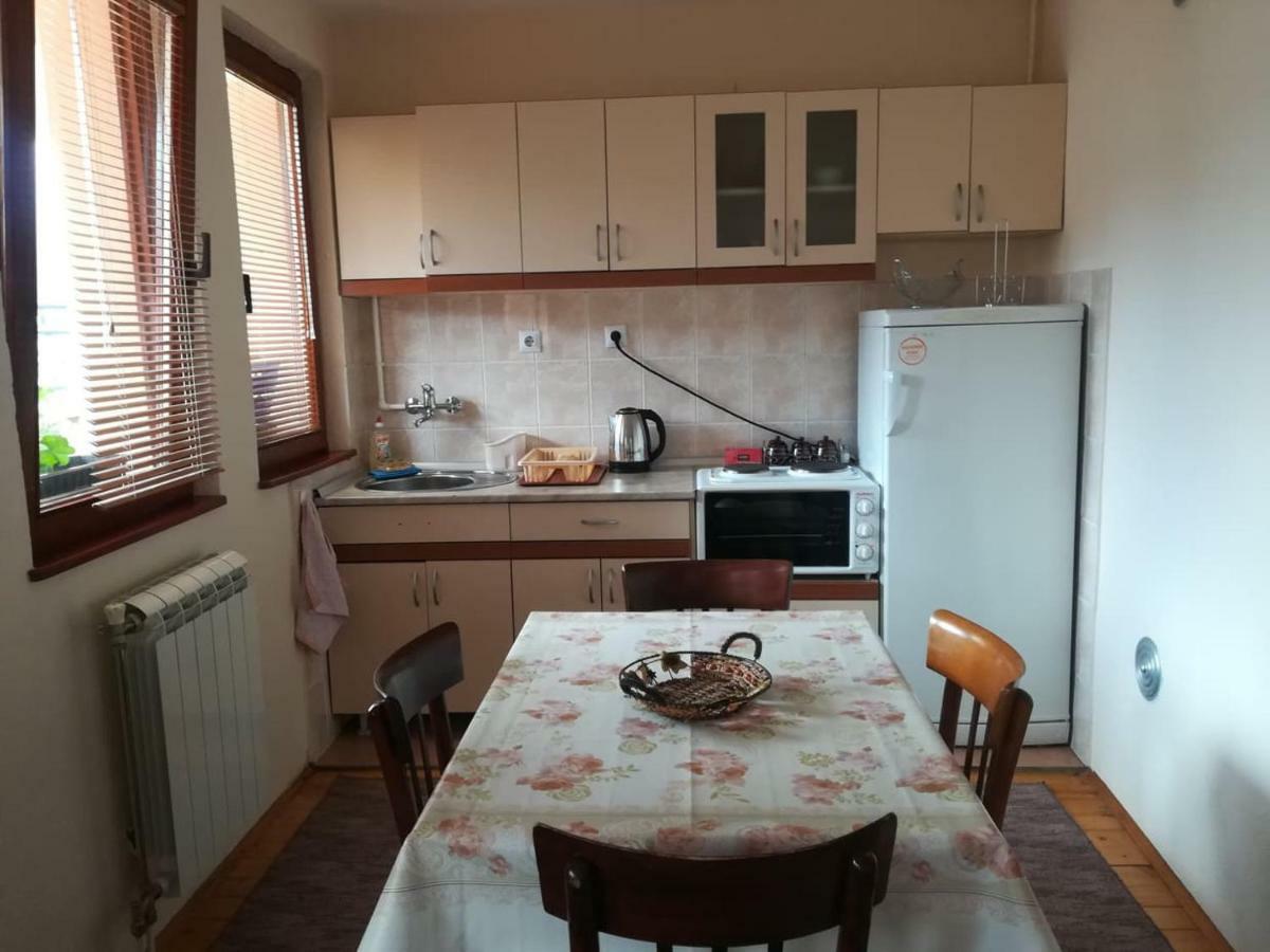 ***Stefani Apartments Kruševo エクステリア 写真
